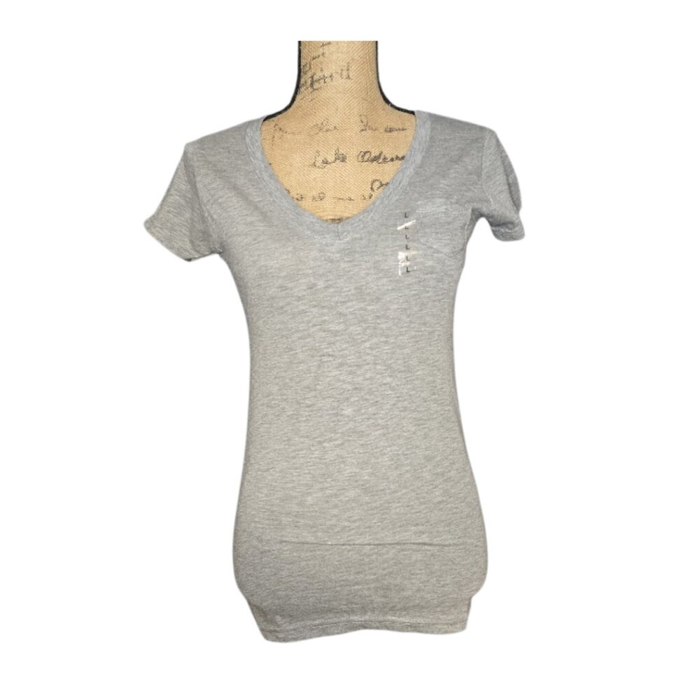 NWOT Decibel Grey, Short-sleeve 100% cotton V-neck T-shirt Large